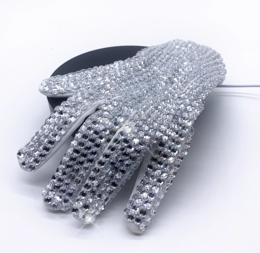 Handmade crystal gloves